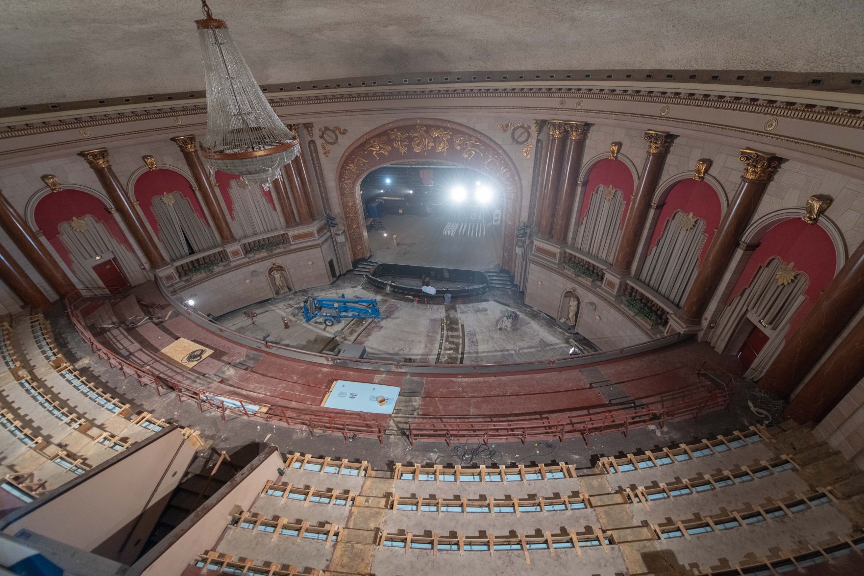 carolina-theatre-renovation-2018_43686002705_o.jpg